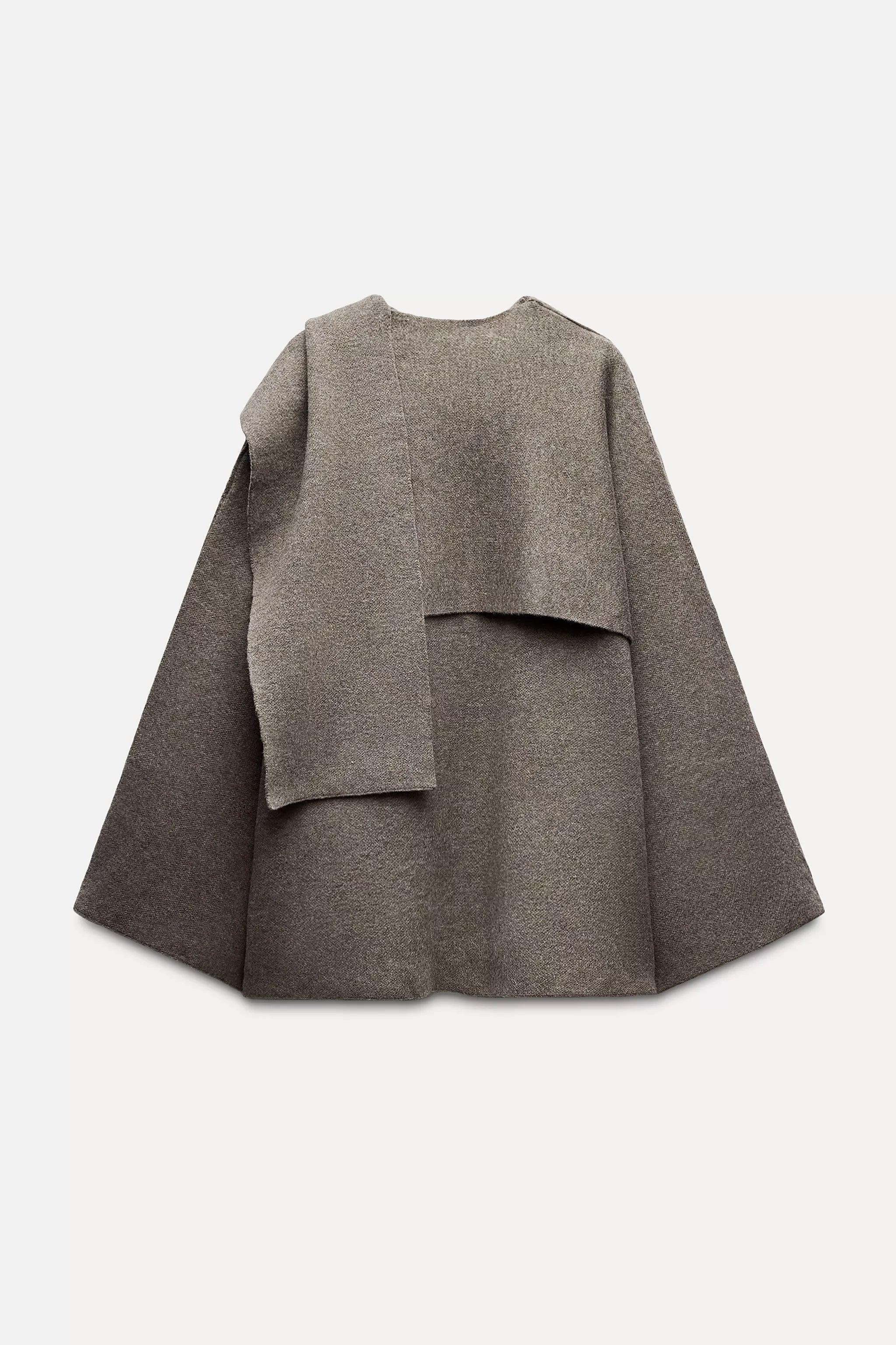 Buskin | viral short cape coat